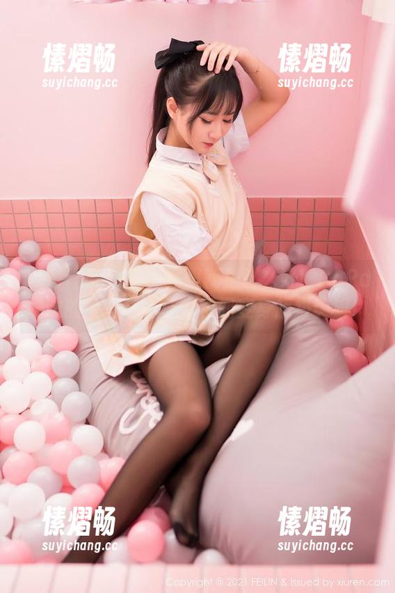 Feilin嗲囡囡 - 制服就是这么好！PaPa妈咪的全套写真让人瞬间变身超级英雄！