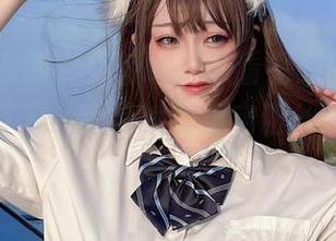 Halo_酱的女仆俯瞩：来看看原图，顺便用图片打下‘我是她的忠实粉丝’的招牌！