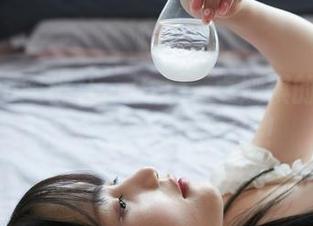 MiiTao蜜桃社 – Cris_卓娅祺的黑丝私拍：袜子都不敢靠近！