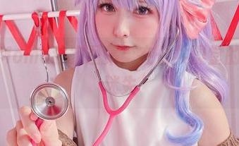 SayoMomo独家图集：在公共澡堂的水汽中迷失
