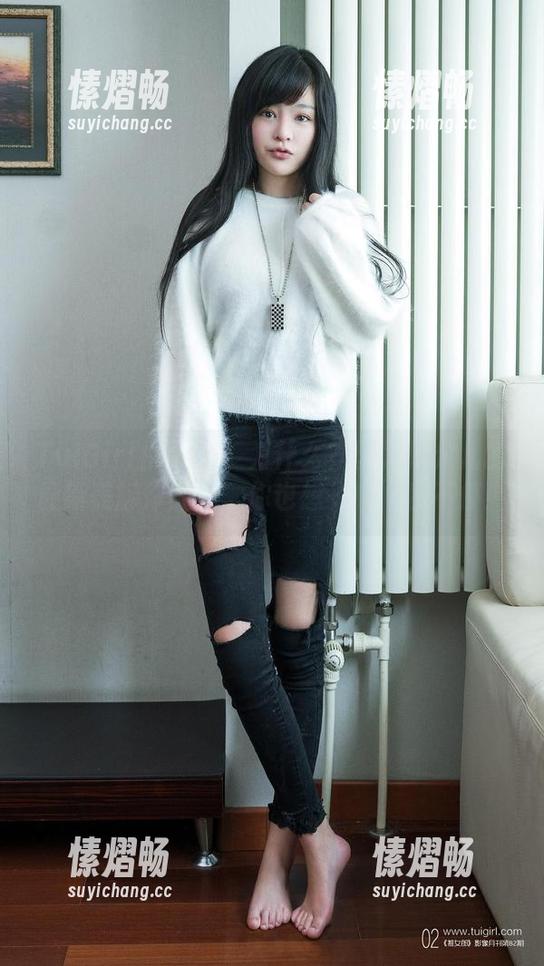 TuiGirl推女郎 - 为什么？因为胡允儿的最新美脚作品集，你也想‘脚’步不停！