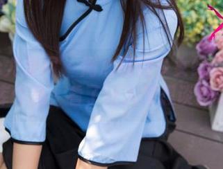 UGirls尤果网 – 周心情的少女纪实：一组图库作品，看了让人直想谈恋爱！