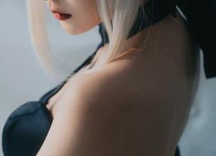 Vams子裸足写真：当鞋子不再是我的选择