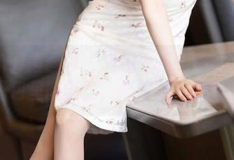 XIAOYU语画界 – 私拍女王Cris_卓娅祺：图包里的惊喜，像糖果一样诱人！