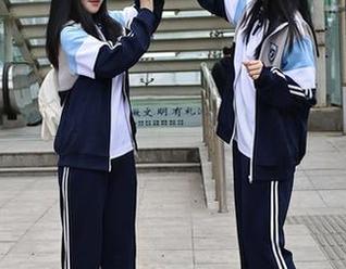 Xiuren秀人网 – z杯悠悠的独特视角：定制户外图集引发的思考和共鸣