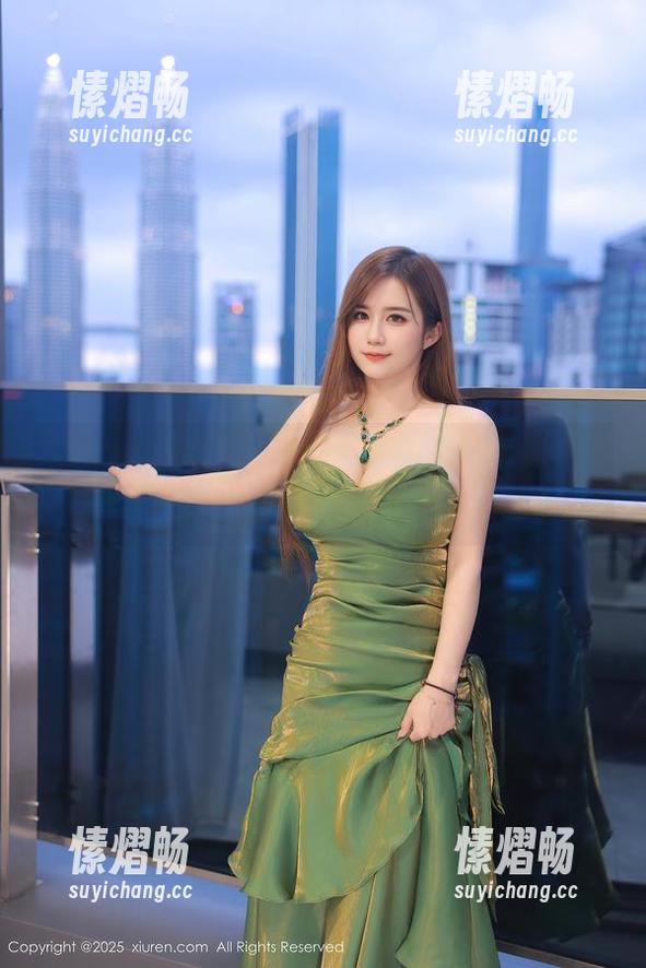 Xiuren秀人网 - z杯悠悠的美腿写真，网盘里面的秘密太勾人