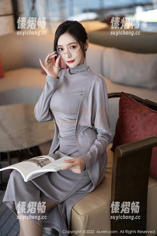 Xiuren秀人网-z杯悠悠 Xiuren秀人网 - 夏天的圣诞幻想——z杯悠悠的写真精选
