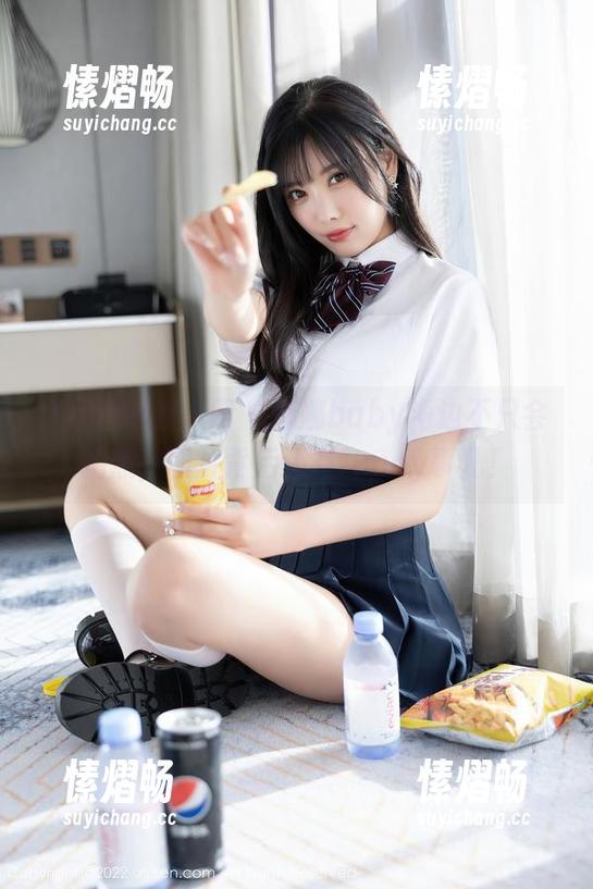 Xiuren秀人网 - 娜娜baby海边不只会拍照，图片背后还有funny事儿！