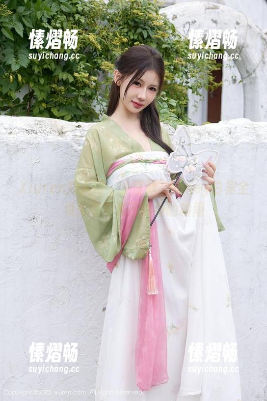 Xiuren秀人网 - 小蛮妖_honey白裙全集：在阳光下转身的瞬间
