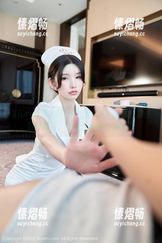 Xiuren秀人网 - 尤Una娜与校服：美图里的青春，偷偷绽放的小心思！