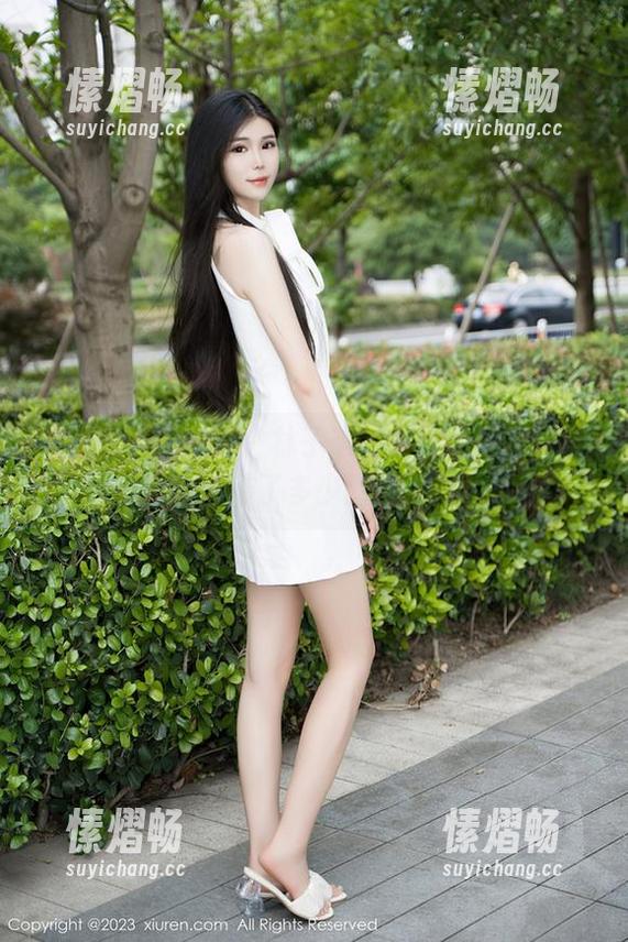 Xiuren秀人网 - 林子欣的写真大揭秘：这套装逆袭了多少时尚法则？