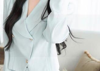 Xiuren秀人网 – 别错过了，糯美子mini典藏版初恋少女合集，忍不住想收藏一下！