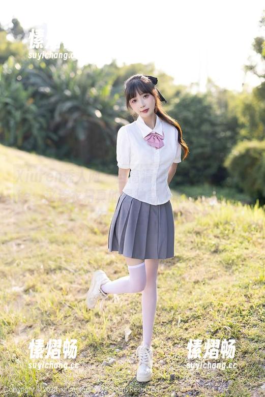 Xiuren秀人网 - 当高清遇上趁热拿铁latte：这连衣裙真的是神奇，能把我从旧衣柜里拉出来！