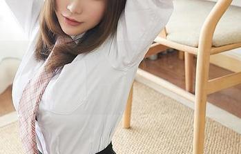 YouMi尤蜜荟 – “哇，这也太好看了吧！”——费若拉的罗裳写真合集