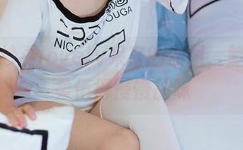 透过薄纱看lovely呆玄的原图，隐藏的温柔值得慢慢品味