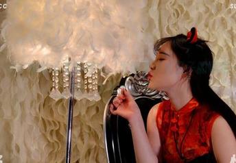 pans – 在安妮的油亮美图中，发现了平凡日子的哪怕一丝小美好，真是太妙了！