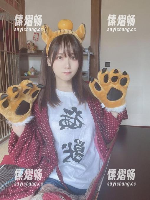 けん研 BLACKLADY与けん研的争夺战:谁的无圣光作品更撩人?