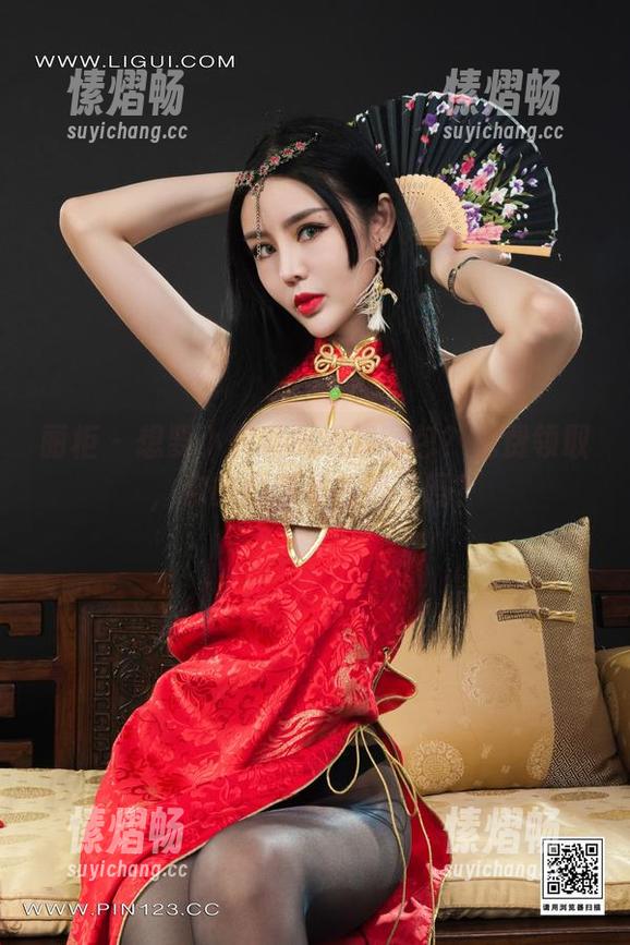 丽柜-小智贤 丽柜 - 想要小智贤的短裙图包?免费领取,你的眼睛准备好了吗?