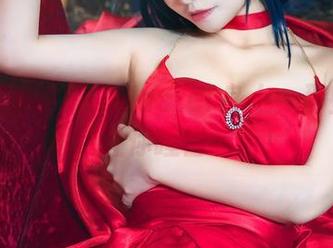 体操服在伊喵_Master身上：那些精选图包让你瞠目结舌！
