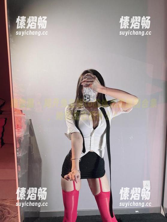 微密圈 - 揭开兔宝妮to的体操服原图合集，她到底在想什么？