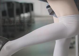奔跑的红色JK，兔玩映画用原图告诉你什么是生机！