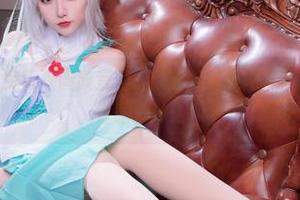 终于找到了！兔玩映画教室里的南小鸟：这图库的每一张作品都在暗示什么？