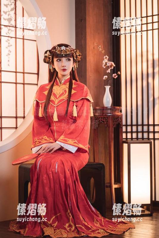 当定制遇上创意，凉凉子和她的OTS-14礼服来撩你