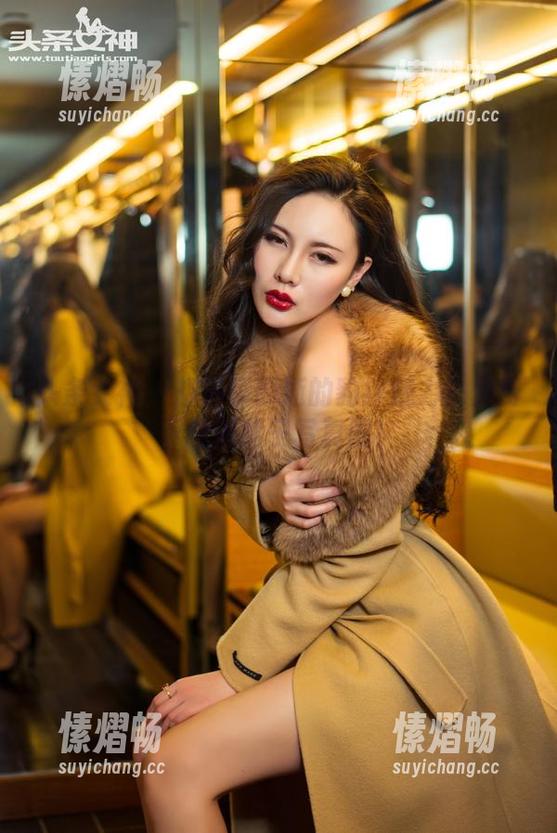 头条女神 - 想转瞬即逝的豹纹魅力？免费下载美纳子写真吧！