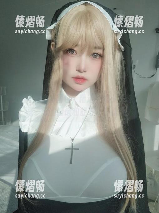 女主K的棉袜图包，精选中的小美好，像是一天的慵懒和舒适尽在袜间。