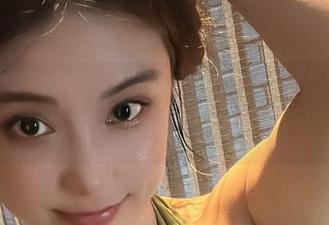 微密圈 – 准备好了吗？奶雯泳装系列图集，快来下载一份清凉入夏！