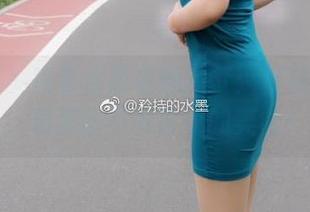 微密圈 – 家有水墨老师的梦：丝袜、壁纸，和那些不可言说的美图！
