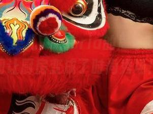 尤果网 – 果儿Victoria的居家套图，瞬间让厨房变成了时尚秀场！