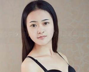 尤物馆 – 图库中的独特风情：俞夕梦吊带写真，别有一番滋味