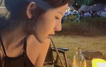微密圈 – 跟随就是阿朱啊，女仆与猫的奇妙作品合集上线啦！