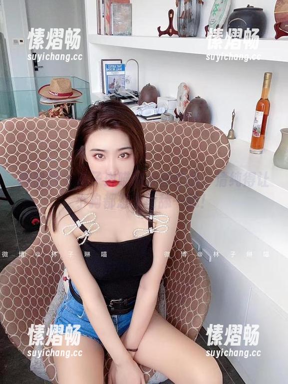 微密圈 - 林子琳喵的美图作品：清纯得让小狗都想上前舔一舔！