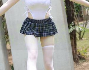模范学院 – 想找雪白的少女？点击白茹雪的写真图包，保证你眼睛不会被雪刺到！