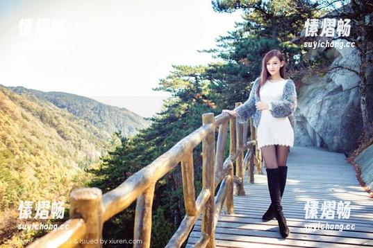 爱蜜社-LindaLinda 爱蜜社 - LindaLinda在红裙中的秘密:原图合集里的幽默与诱惑,一网打尽!