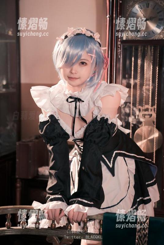 白莉爱吃巧克力带你走进miku的写真世界：除了颜值还有什么？
