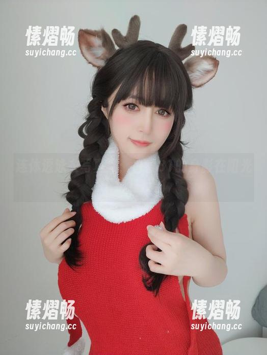 连体透泳衣写真集：白银81的身影在阳光下疯狂反射