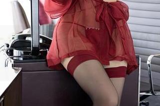 秀人网 – 在户外漫游，私房情怀随风飘：Elise谭晓彤图包