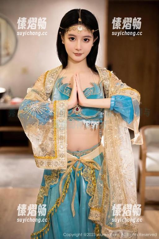 秀人网-Yuki鱼儿 秀人网 - Yuki鱼儿的圣诞旅程:写真集与原图的神秘交融