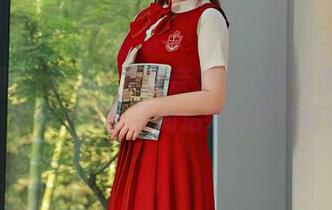 秀人网 – 看小魔女奈奈如何在海边俘获阳光，原图来袭，更新后续也要期待哦！