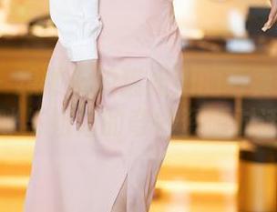 秀人网 – 想做你的猫姐姐的写真作品集–猫咪与姐姐的奇妙资源对话！