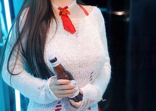 秀人网 – 你不知道的糯美子：原图大揭秘，最新职业装让人忍不住多看几眼！