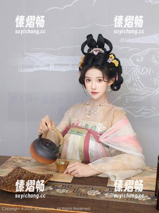秀人网-露露小喵 秀人网 - 露露小喵美脚图包:不下载你一定会后悔哦!