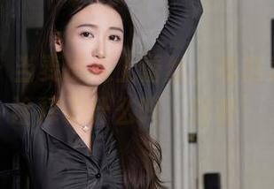 秀人网 – 当麦田遇上蕾丝，私房美图完美诠释了什么叫‘轻奢’