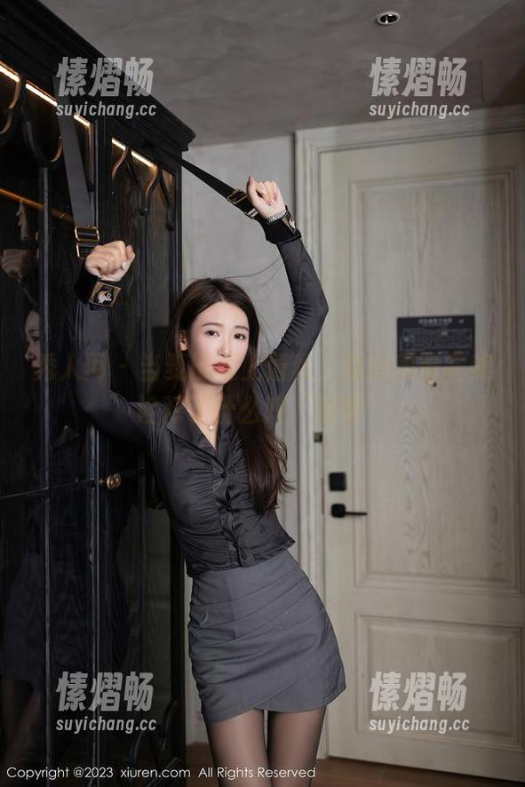 秀人网 - 当麦田遇上蕾丝，私房美图完美诠释了什么叫‘轻奢’