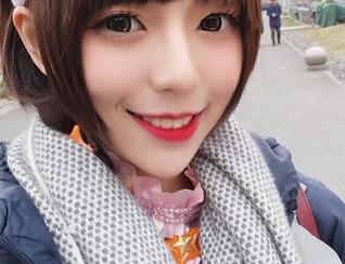 走进舞小喵的夏天美图图集：一阵光影里藏着我不想说的话…