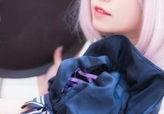 芋圆侑子黑丝女教师图包：无圣光又惊喜，快来围观！