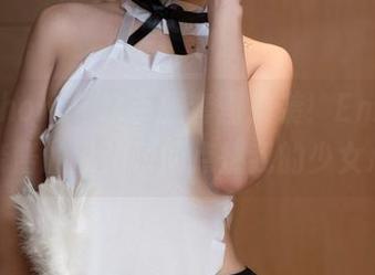 花漾show – 水手服套图来袭！Emily顾奈奈酱的私拍瞬间点燃我的少女心！